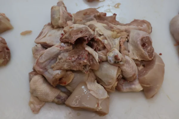 Whole Chicken Skinless – Stew Cut (Desi Style) - Image 23
