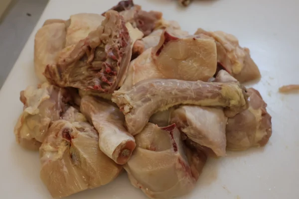 Whole Chicken Skinless – Stew Cut (Desi Style) - Image 22