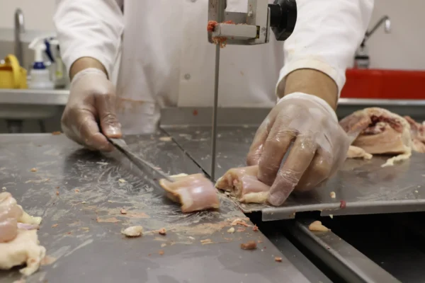 Whole Chicken Skinless – Stew Cut (Desi Style) - Image 3