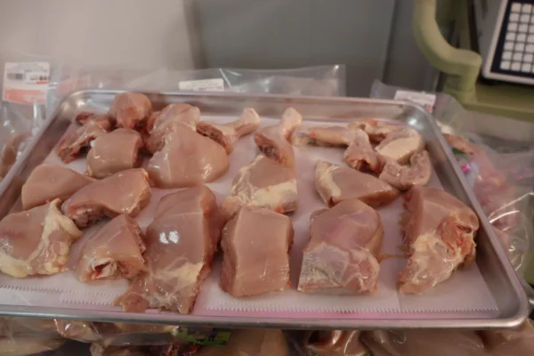 Whole Chicken Skinless – Stew Cut (Desi Style) - Image 18